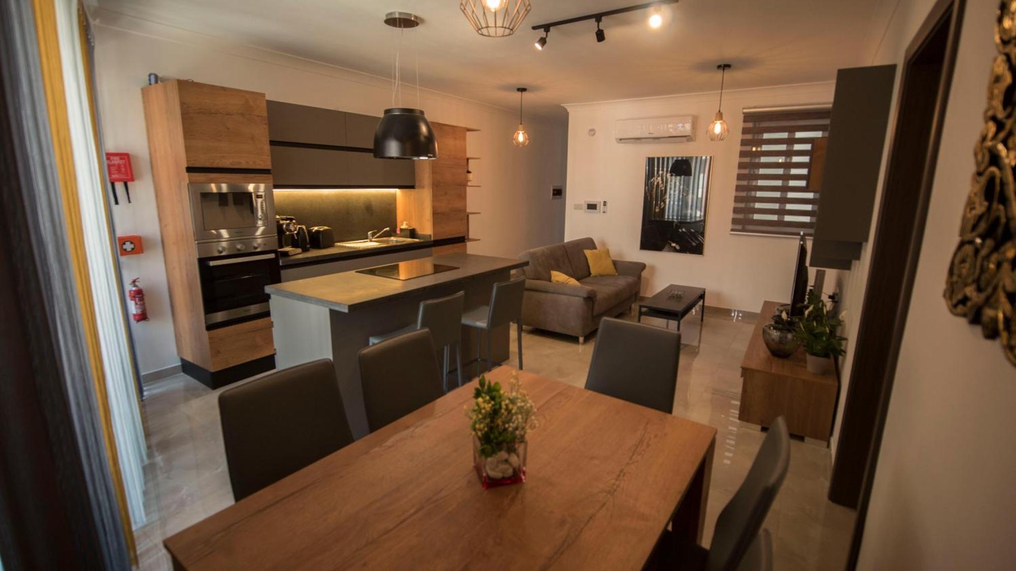 Msiebah Court San Gwann Modern Apt Near Sliema And St Julians Dış mekan fotoğraf